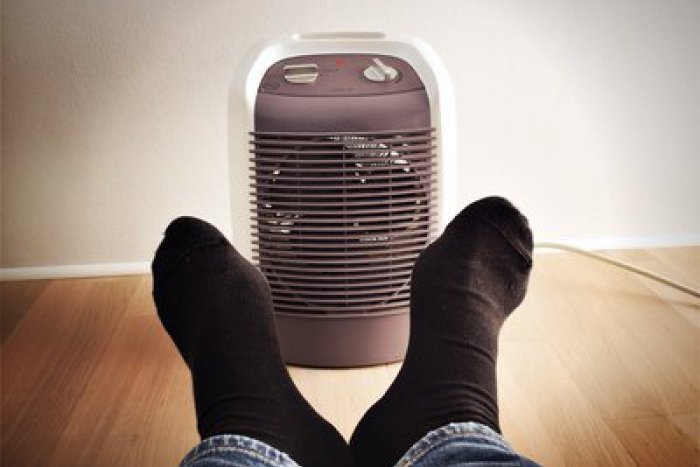 Ilustračný obrázok k článku Zbavte sa večne chladnej podlahy: Tip pre vás, ako mať nohy v teple celú zimu