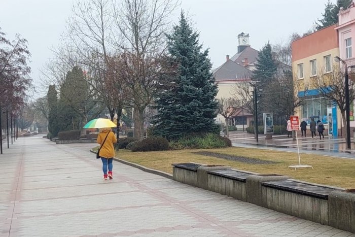 Ilustračný obrázok k článku Slovensko môže zasiahnuť orkán: Silný vietor hlásia aj na Zemplíne